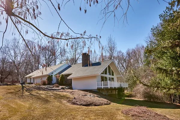 $728,000 | 7 Highridge Road, Wilbraham, MA 01095