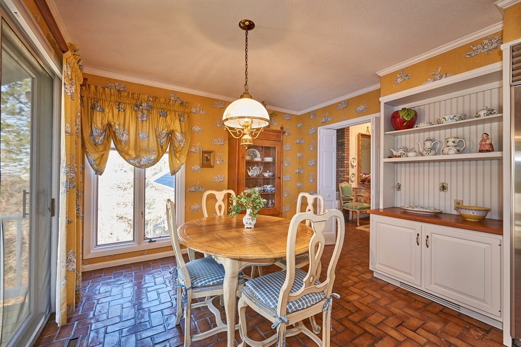 7 Highridge Road Wilbraham, MA 01095 - Photo 11 of 25