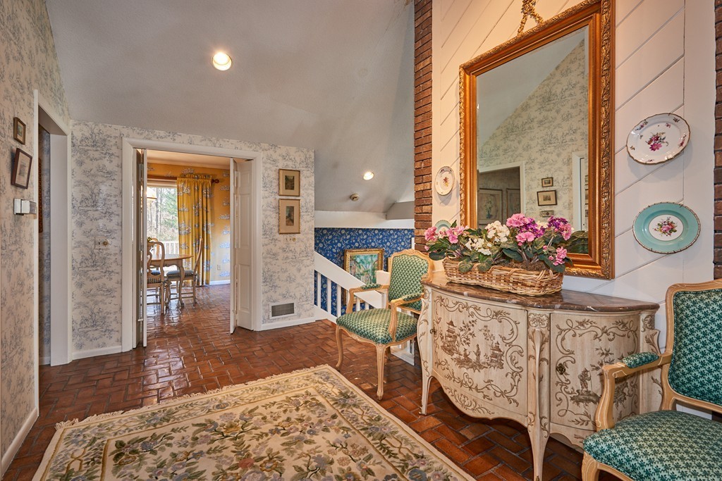 7 Highridge Road Wilbraham, MA 01095 - Photo 13 of 25