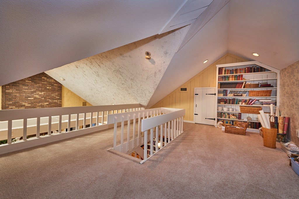 7 Highridge Road Wilbraham, MA 01095 - Photo 4 of 25