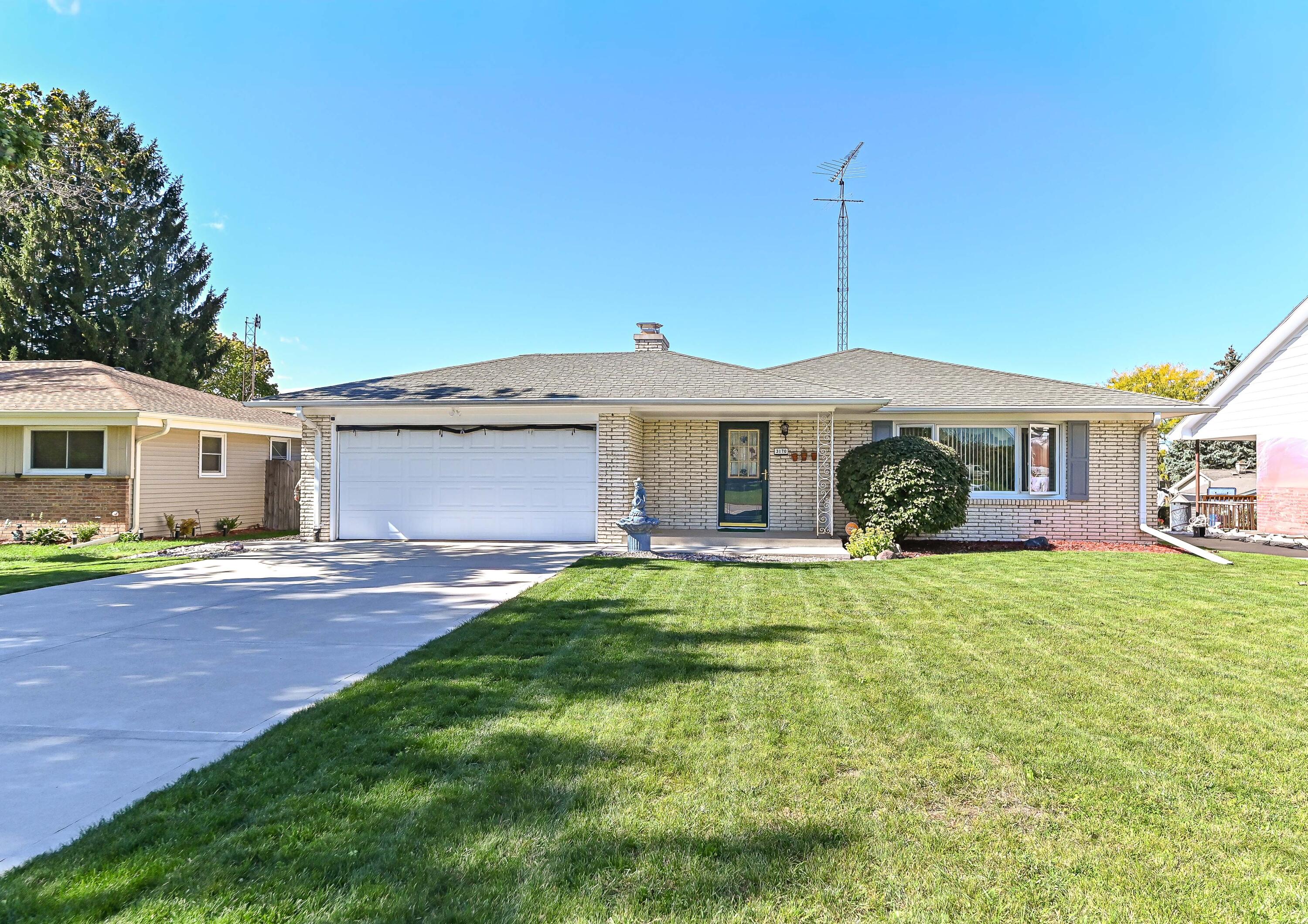 3170 Taylor Avenue Racine, WI 53405 - Photo 2 of 56 Taylor-3