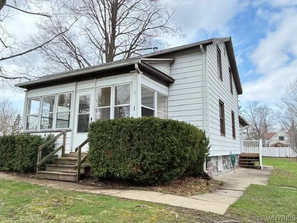 $150,000 | 1 Center Street, Evans, NY 14006
