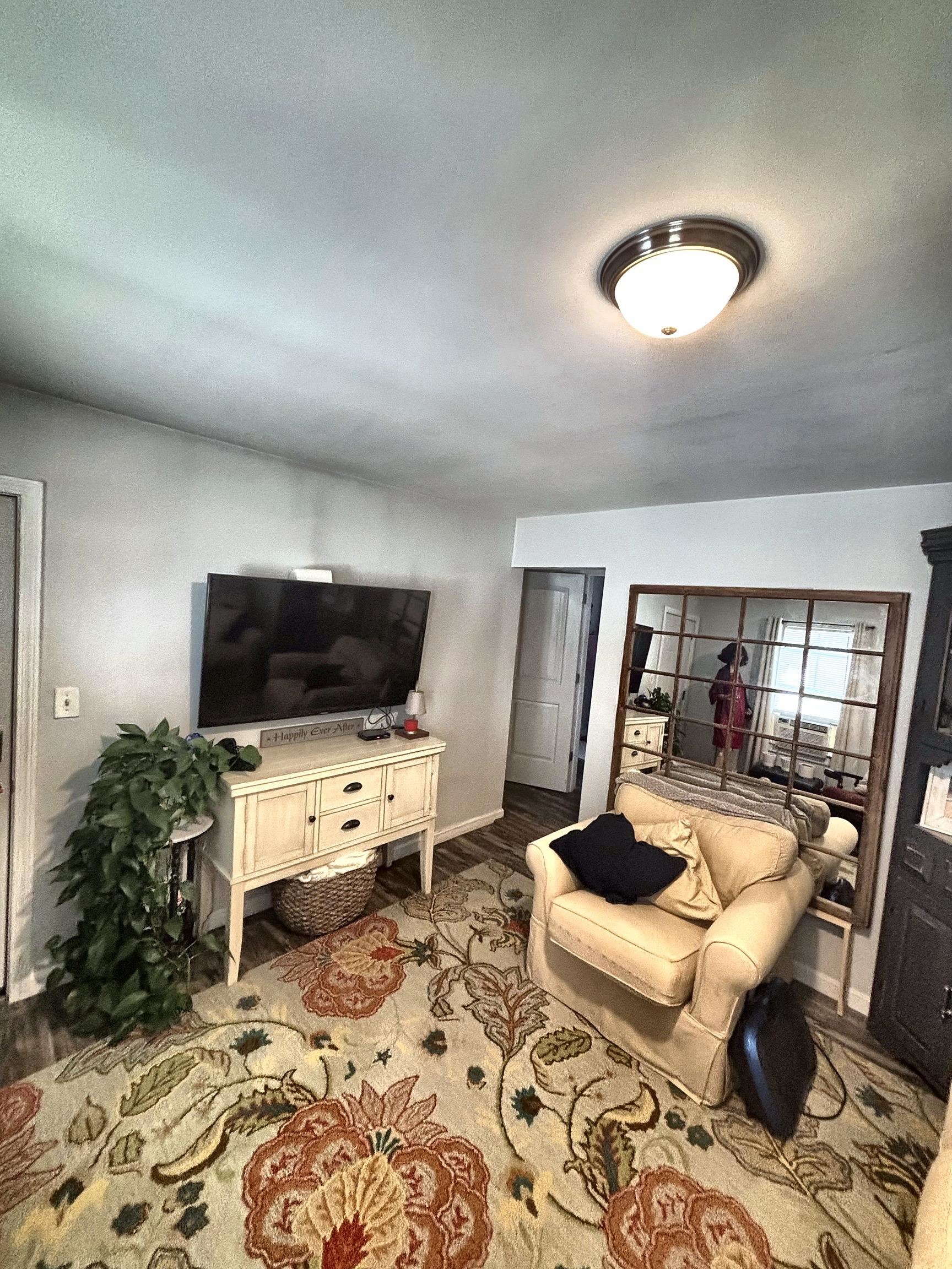 123 Watts Street Manchester, NH 03104 - Photo 21 of 27