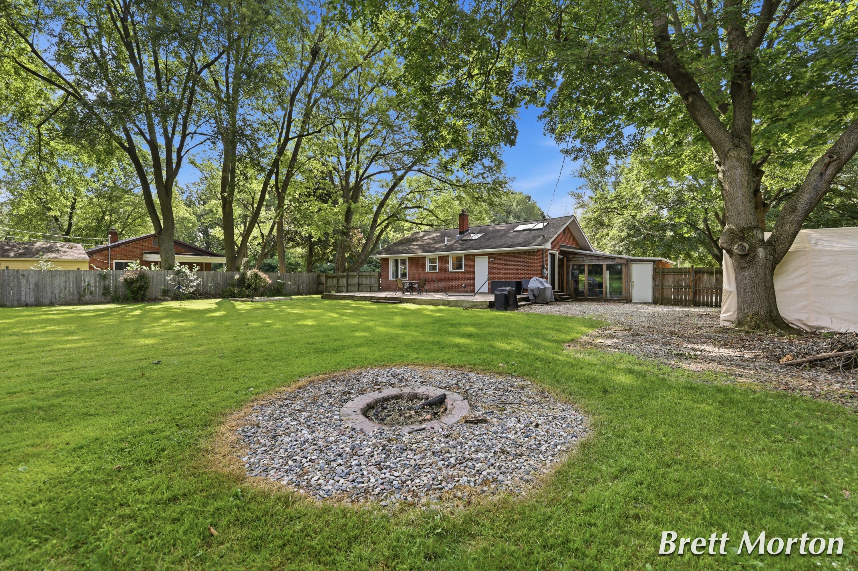 2304 Tecumseh River Road Lansing, MI 48906 - Photo 23 of 26 2304 tecumseh river rd_102