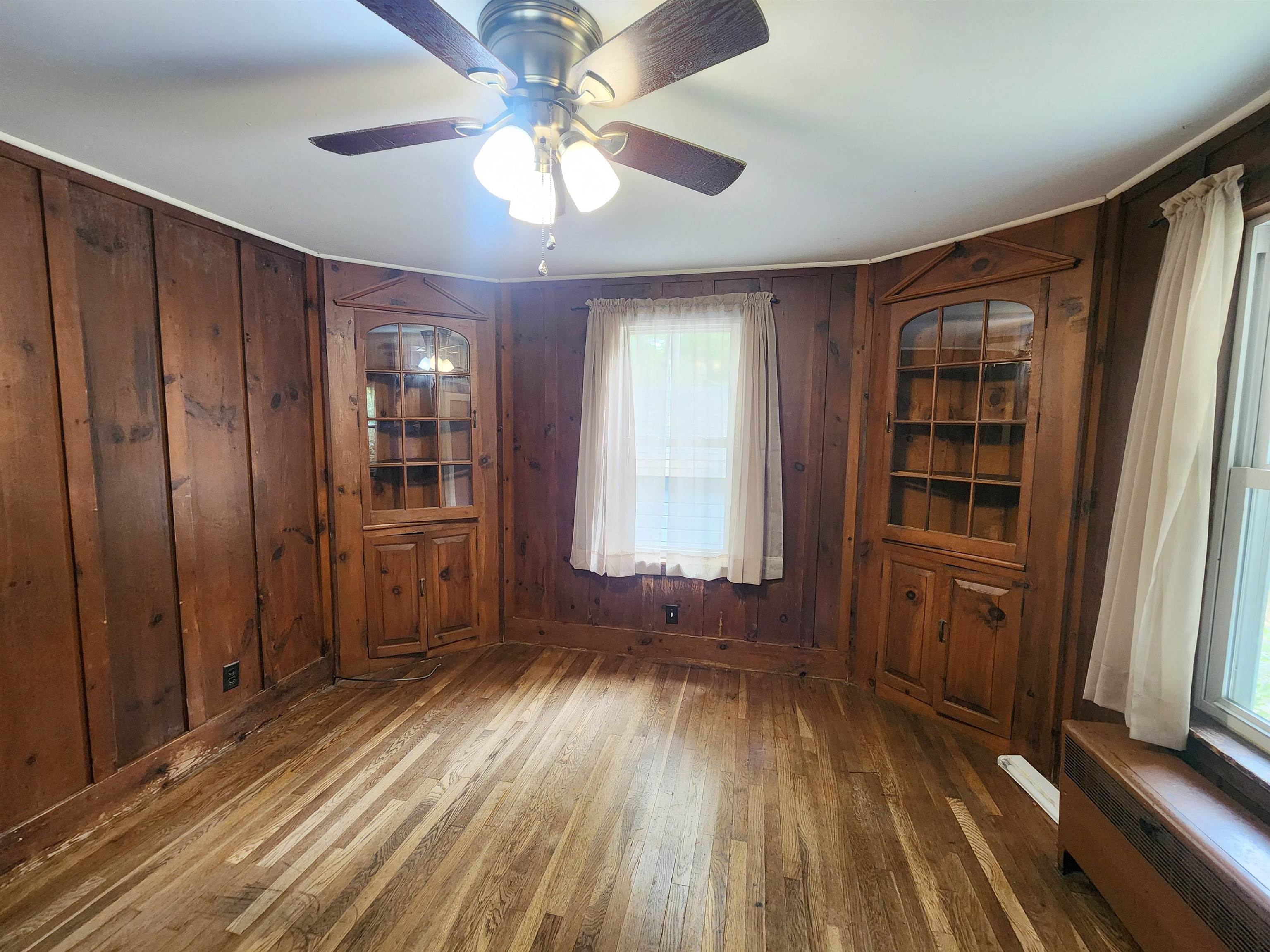 44 Kingston Road Exeter, NH 03833 - Photo 4 of 45