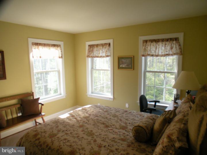 375 Raubsville Road Easton, PA 18042 - Photo 19 of 25 Bedroom
