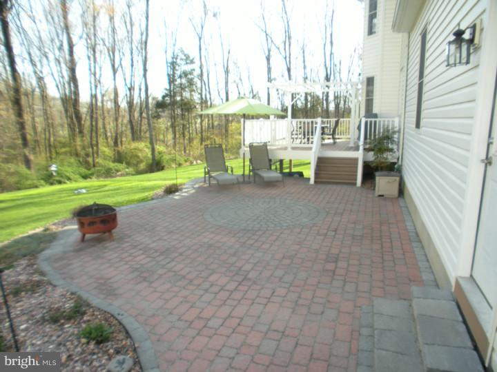 375 Raubsville Road Easton, PA 18042 - Photo 7 of 25 Patio