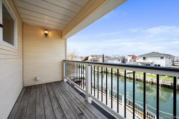 $1,199,000 | 1137 Northern Boulevard, Baldwin Harbor, NY 11510