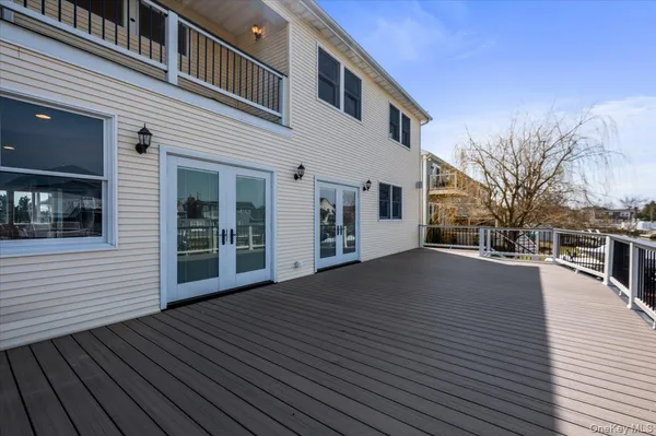 $1,199,000 | 1137 Northern Boulevard, Baldwin Harbor, NY 11510