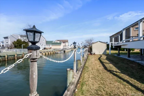 $1,199,000 | 1137 Northern Boulevard, Baldwin Harbor, NY 11510