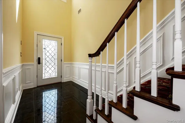 $1,199,000 | 1137 Northern Boulevard, Baldwin Harbor, NY 11510