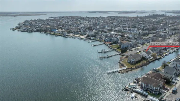 $1,199,000 | 1137 Northern Boulevard, Baldwin Harbor, NY 11510