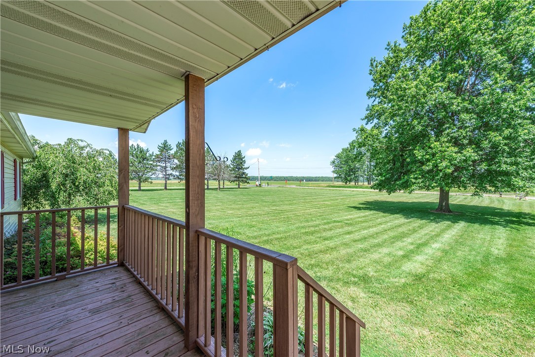 43891 Bursley Road Wellington, OH 44090 - Photo 4 of 50