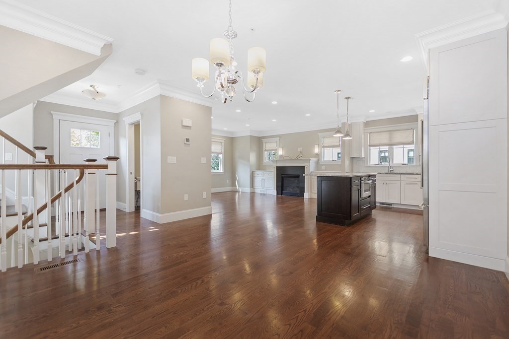 34 Meadowbrook Road, Unit 34 Brookline, MA 02467 - Photo 8 of 37 Gallery Image 8