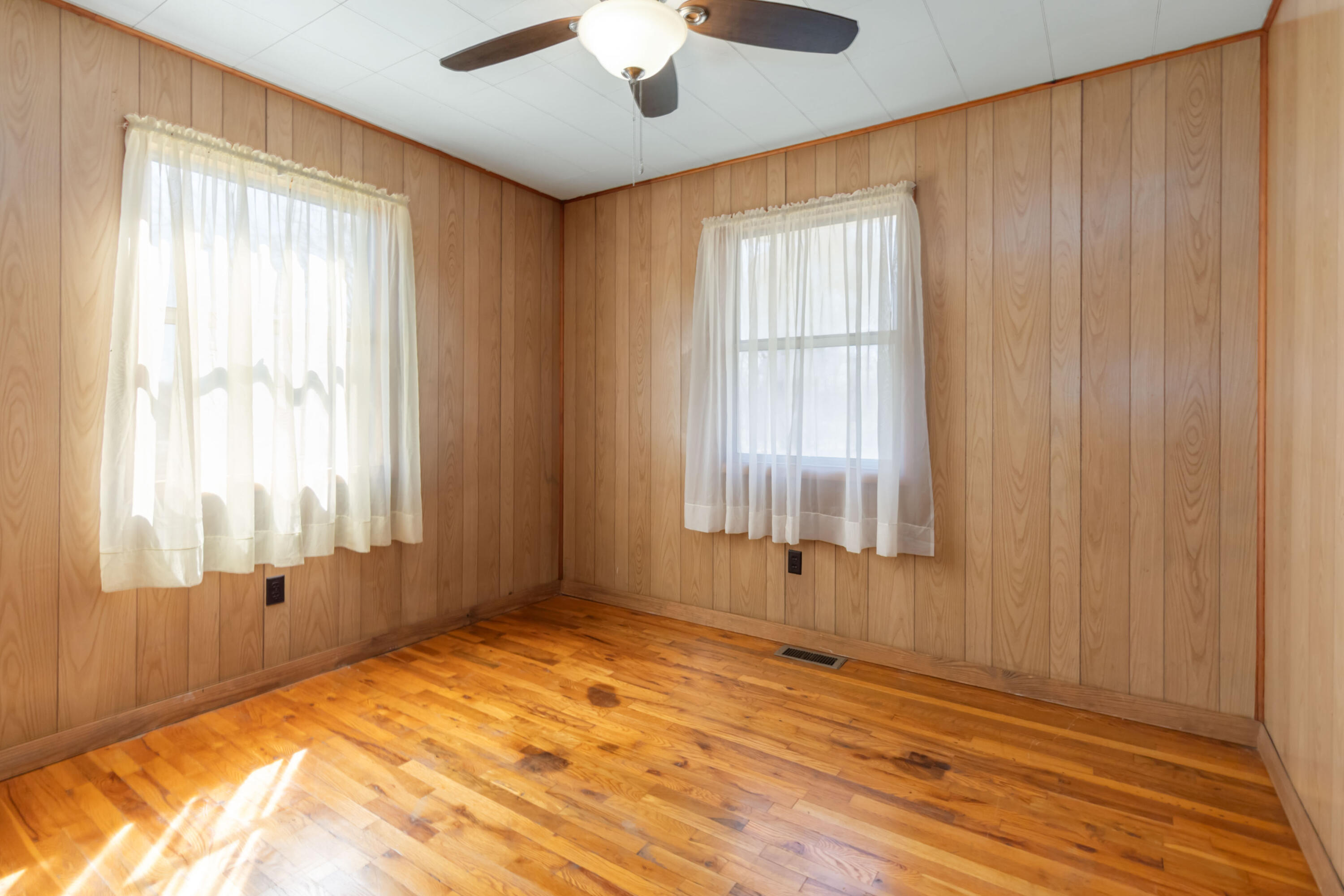 232 Owens Road Stearns, KY 42647 - Photo 22 of 34 022