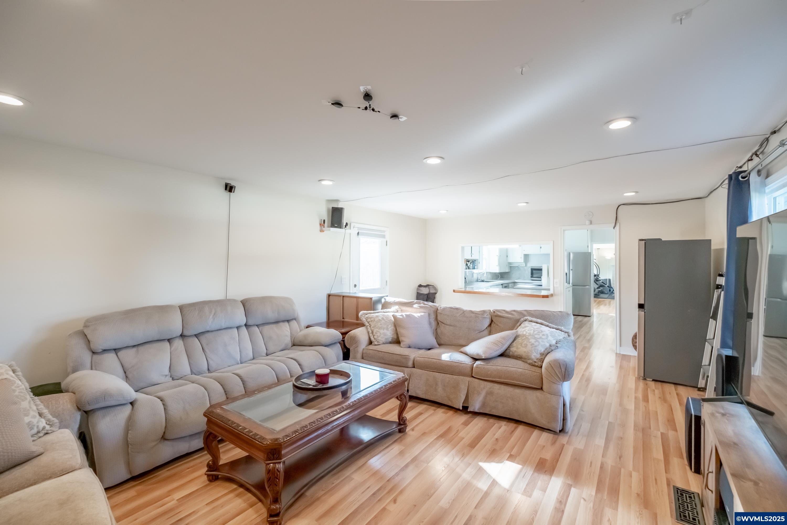 151 Cleveland Street Lebanon, OR 97355 - Photo 15 of 49 Gallery Image 15