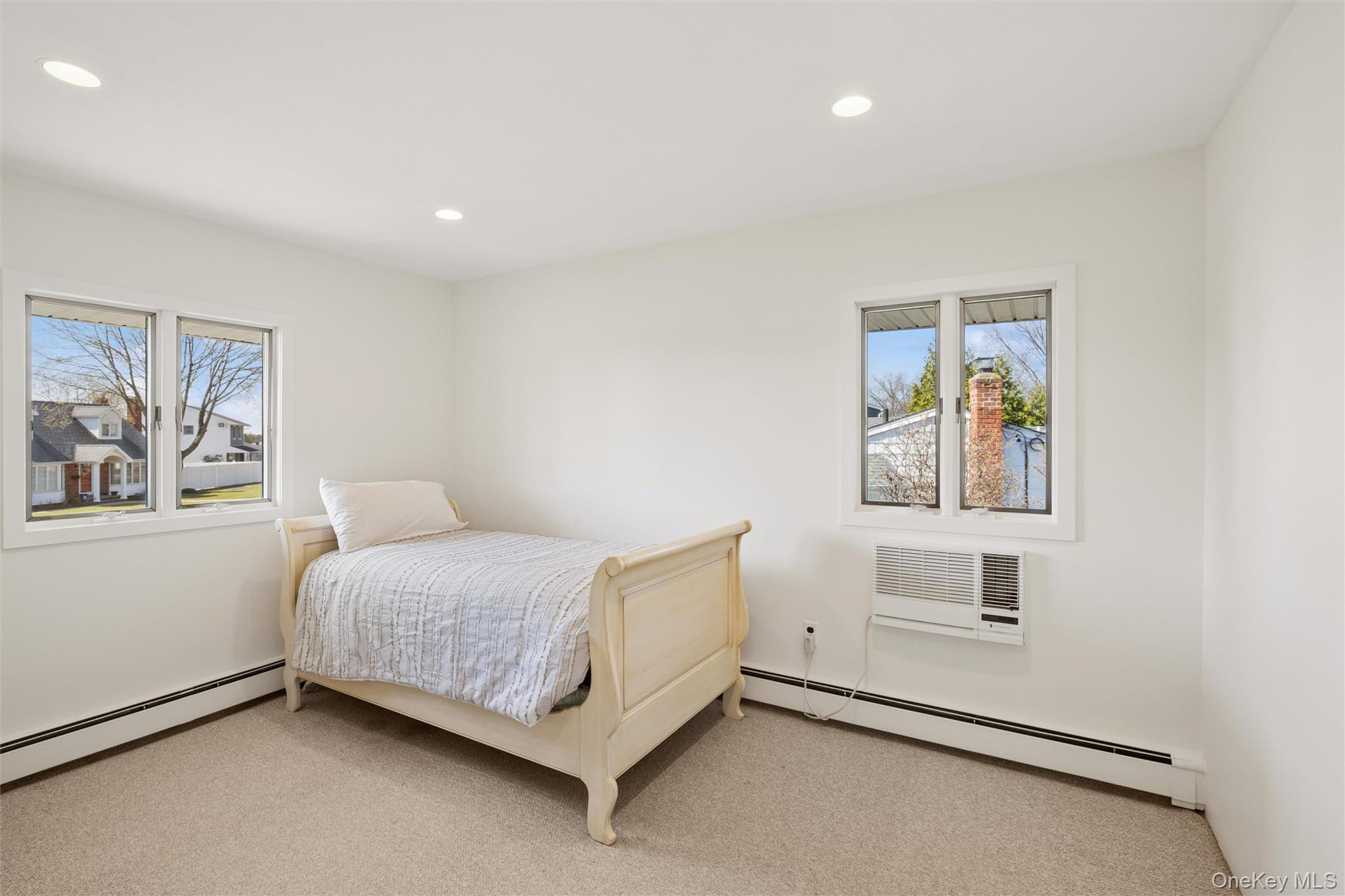 48 Roxbury Drive Commack, NY 11725 - Photo 12 of 20