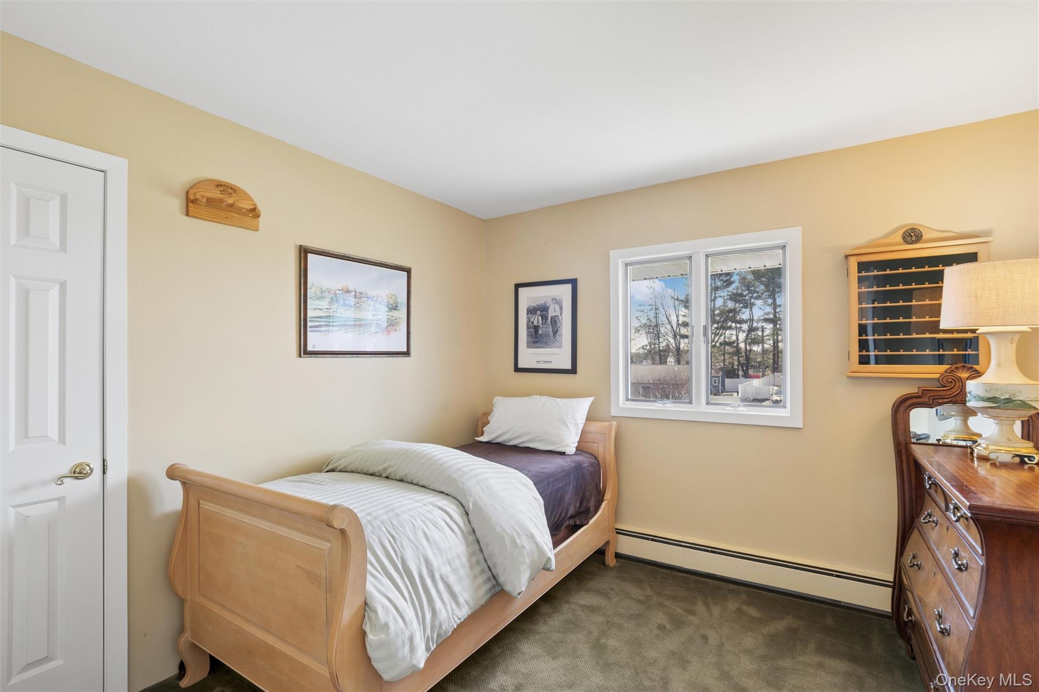 48 Roxbury Drive Commack, NY 11725 - Photo 13 of 20