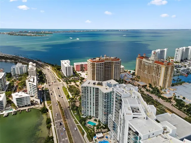 a view of a garden area