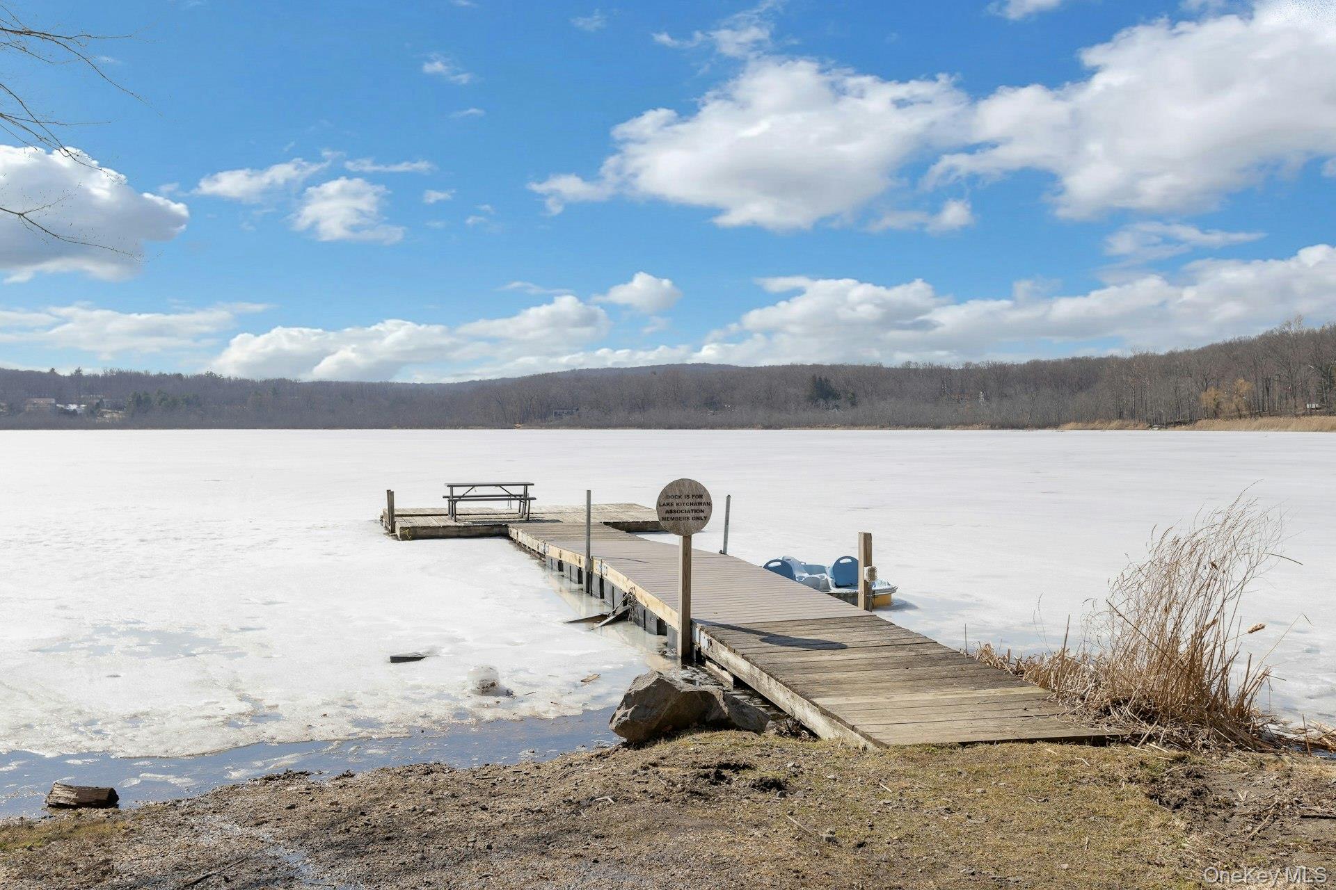 10 Beech Road South Salem, NY 10590 - Photo 5 of 7 a view of a terrace