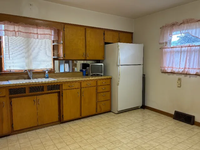 $140,000 | 1010 Elliott Street, Streator, IL 61364