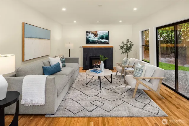 $1,595,000 | 14106 177th Court Northeast, Redmond, WA 98052