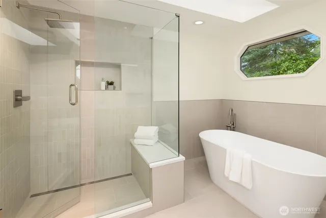 $1,595,000 | 14106 177th Court Northeast, Redmond, WA 98052