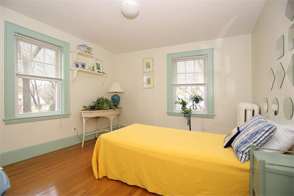 39 Manemet Road Newton, MA 02459 - Photo 19 of 22