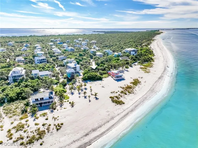 $1,395,000 | 4580 Butterfly Shell Drive, Upper Captiva, FL 33924