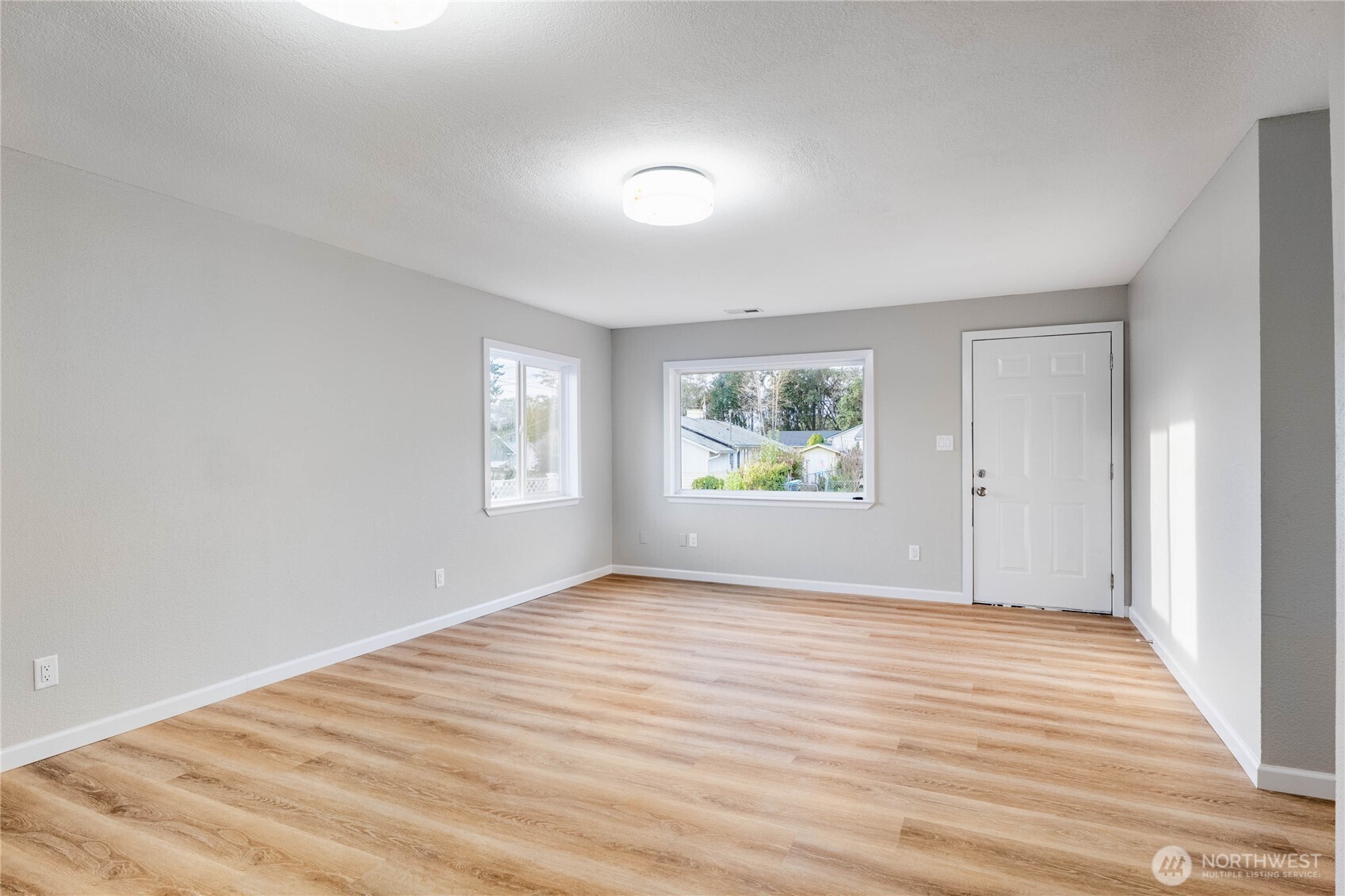 534 Juniper Street Bremerton, WA 98310 - Photo 11 of 30