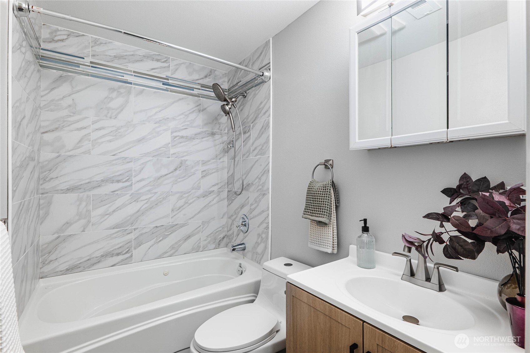 534 Juniper Street Bremerton, WA 98310 - Photo 13 of 30