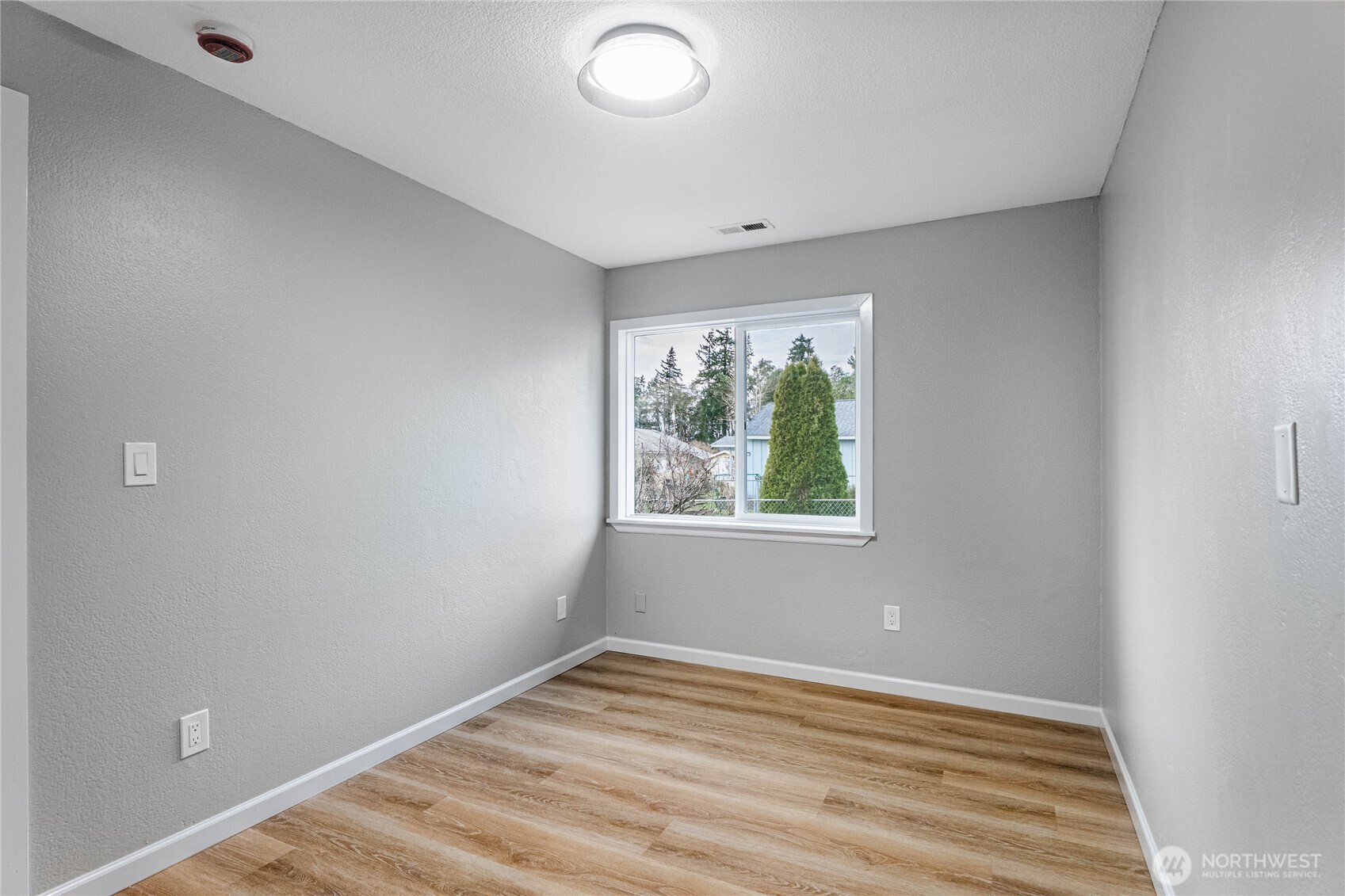 534 Juniper Street Bremerton, WA 98310 - Photo 19 of 30