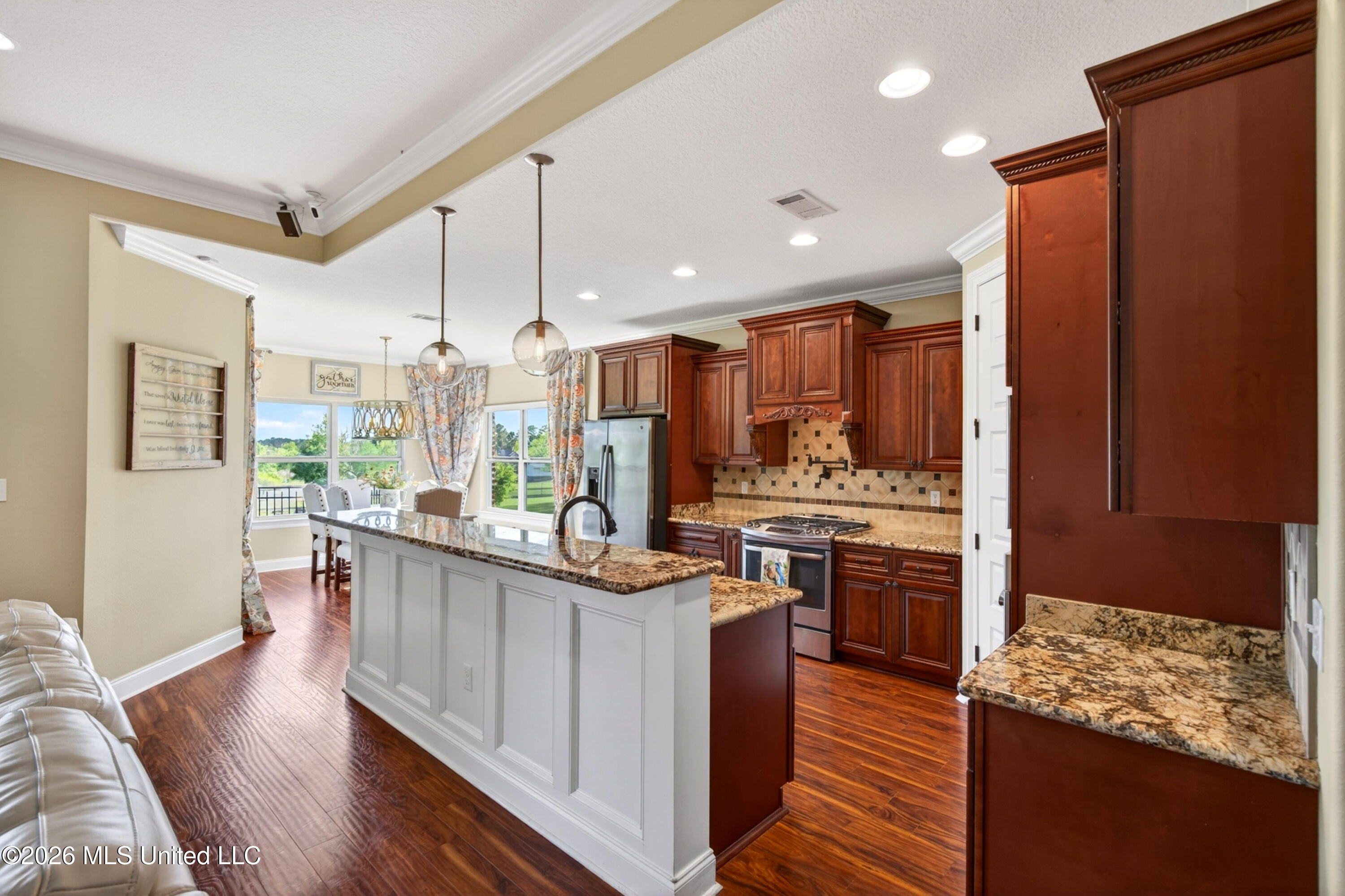 22181 Lorene Road Gulfport, MS 39503 - Photo 19 of 61 Breakfast Bar