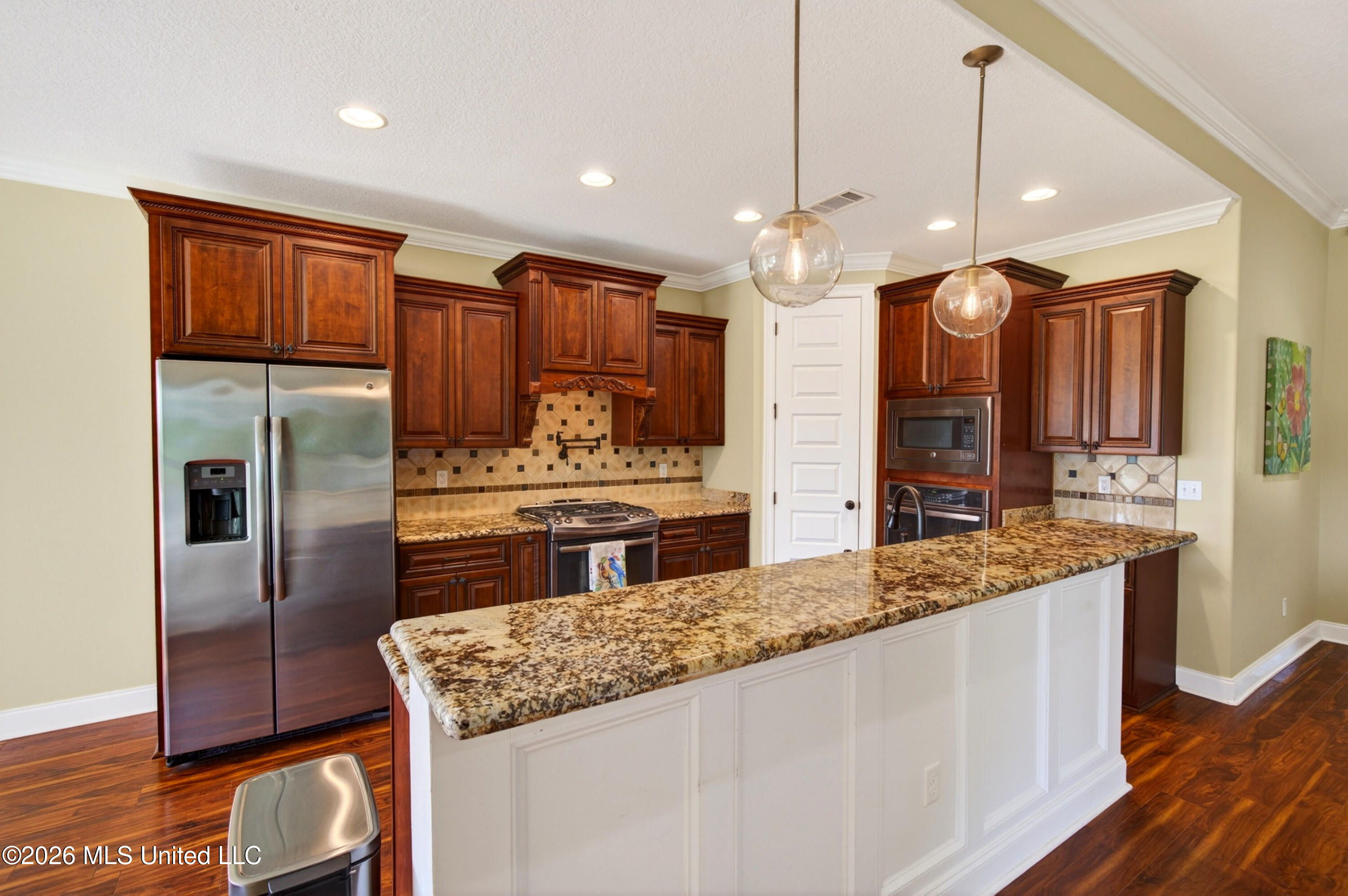 22181 Lorene Road Gulfport, MS 39503 - Photo 21 of 61 Kitchen