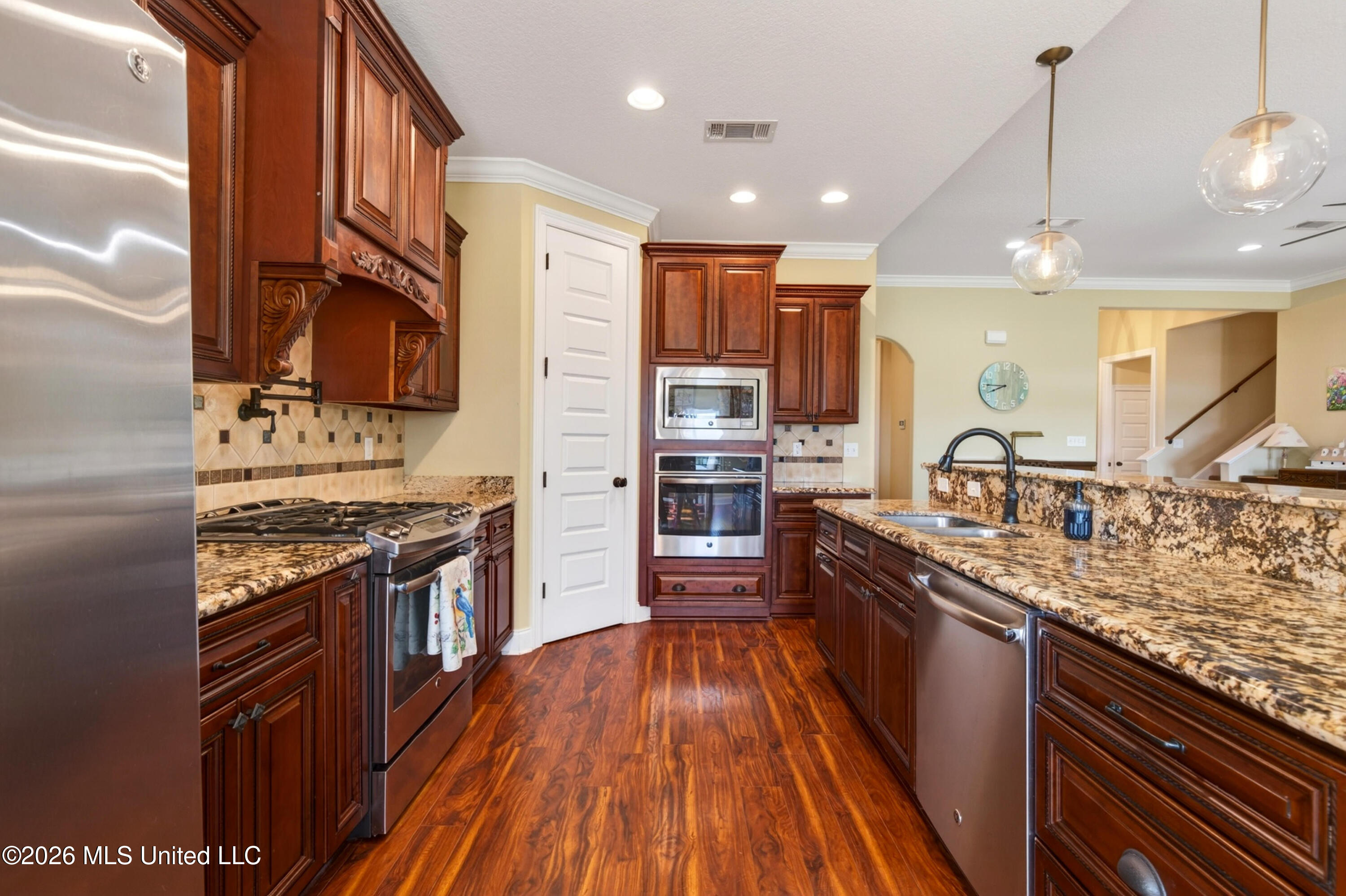 22181 Lorene Road Gulfport, MS 39503 - Photo 22 of 61 Electric Oven
