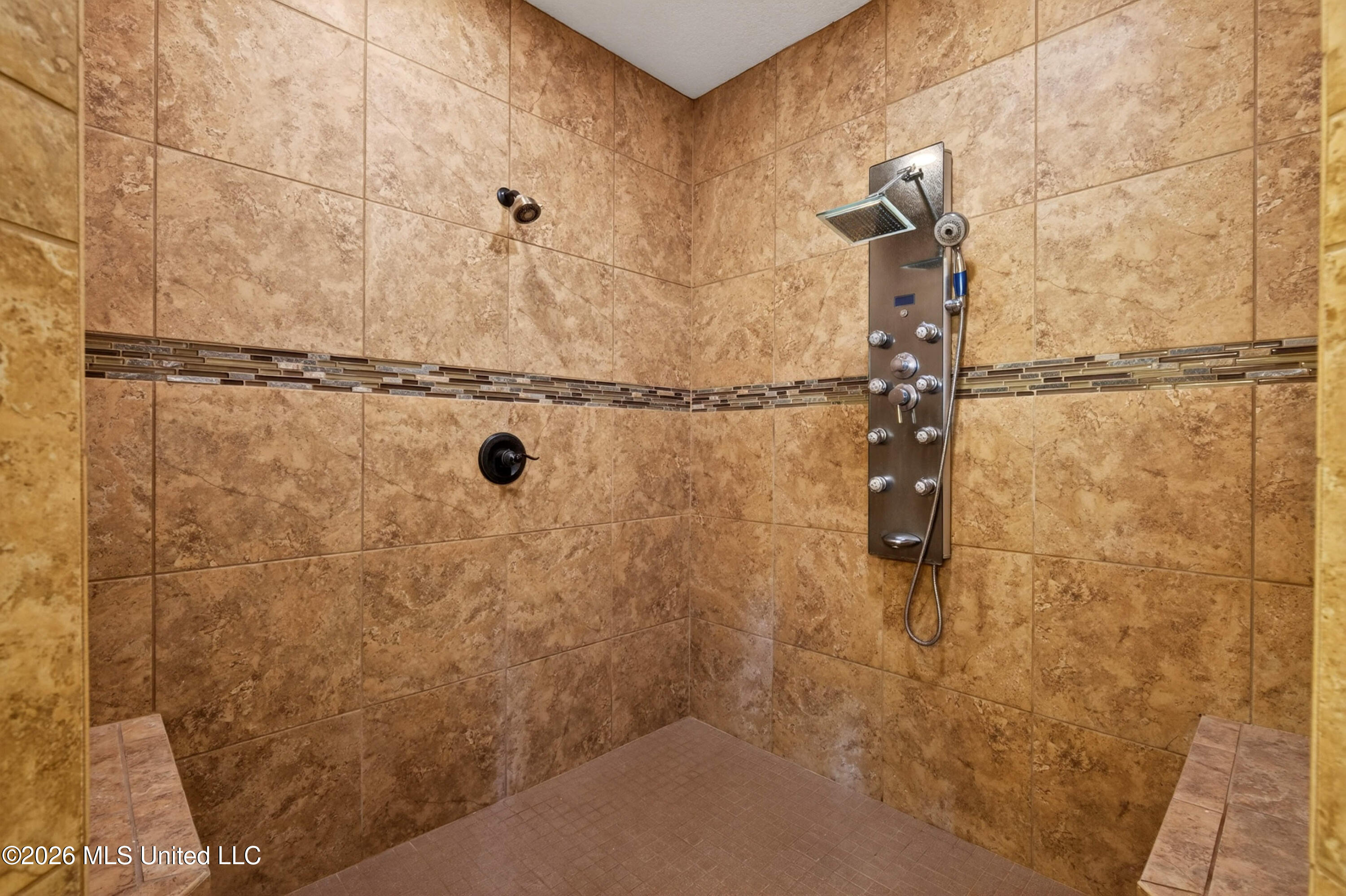 22181 Lorene Road Gulfport, MS 39503 - Photo 28 of 61 Master Walk In Shower