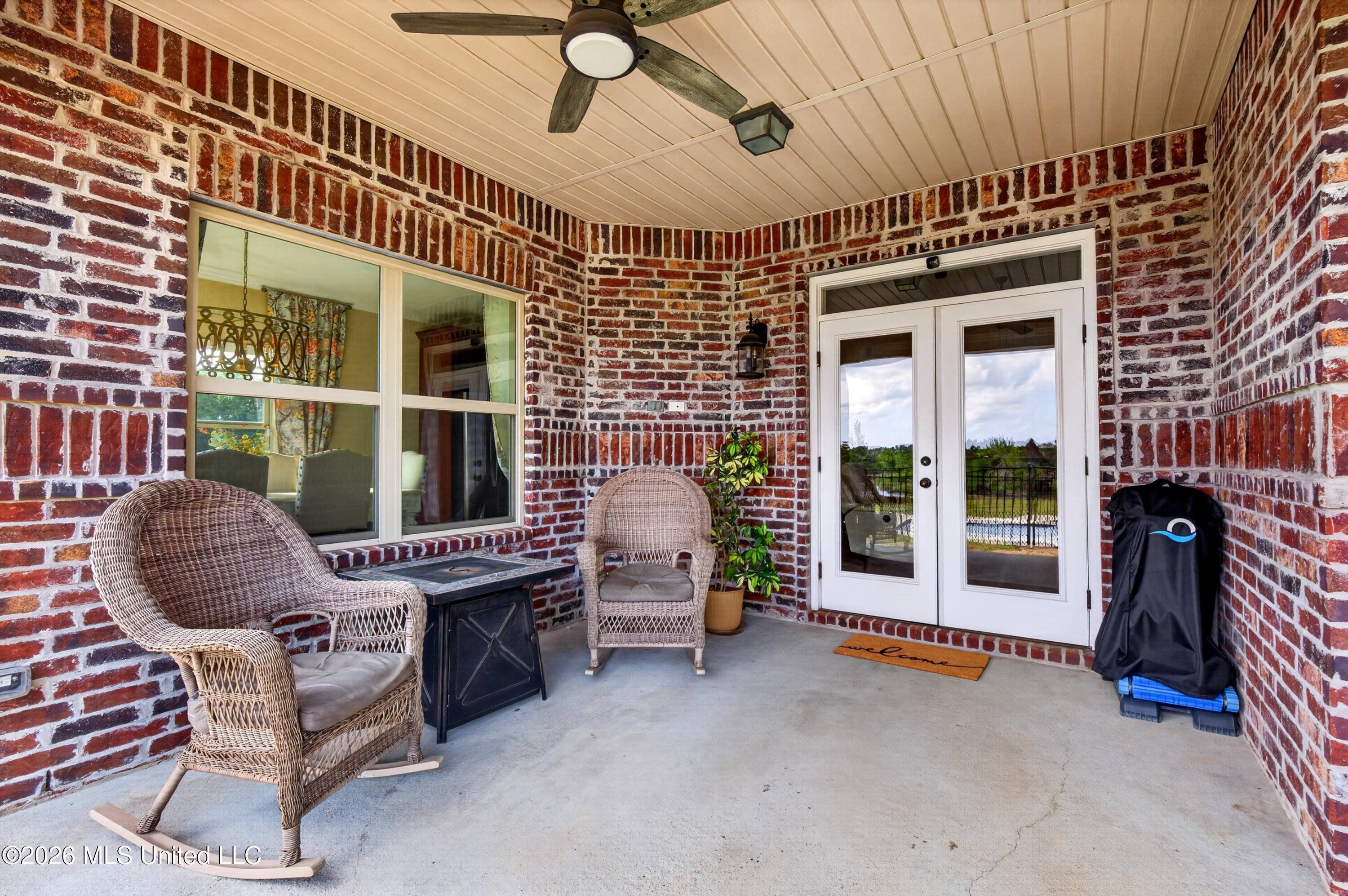 22181 Lorene Road Gulfport, MS 39503 - Photo 39 of 61 Back Patio