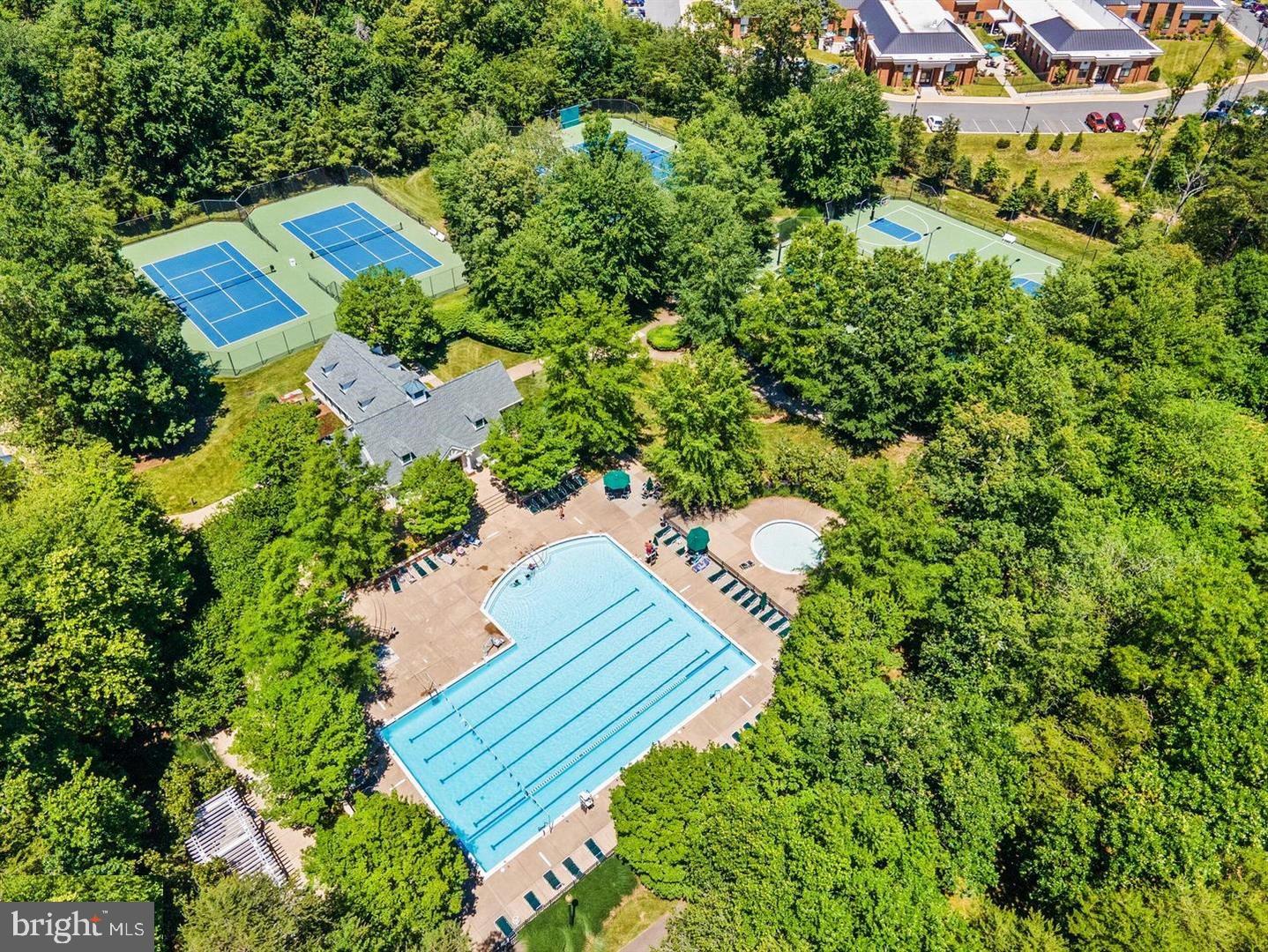 8268 Roxborough Loop Gainesville, VA 20155 - Photo 141 of 149 an aerial view of a house with a yard