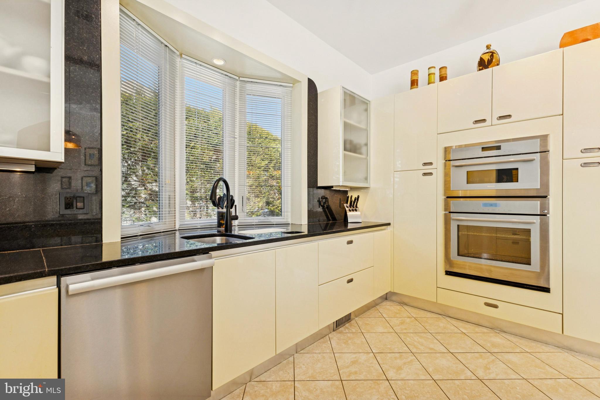 8268 Roxborough Loop Gainesville, VA 20155 - Photo 36 of 149