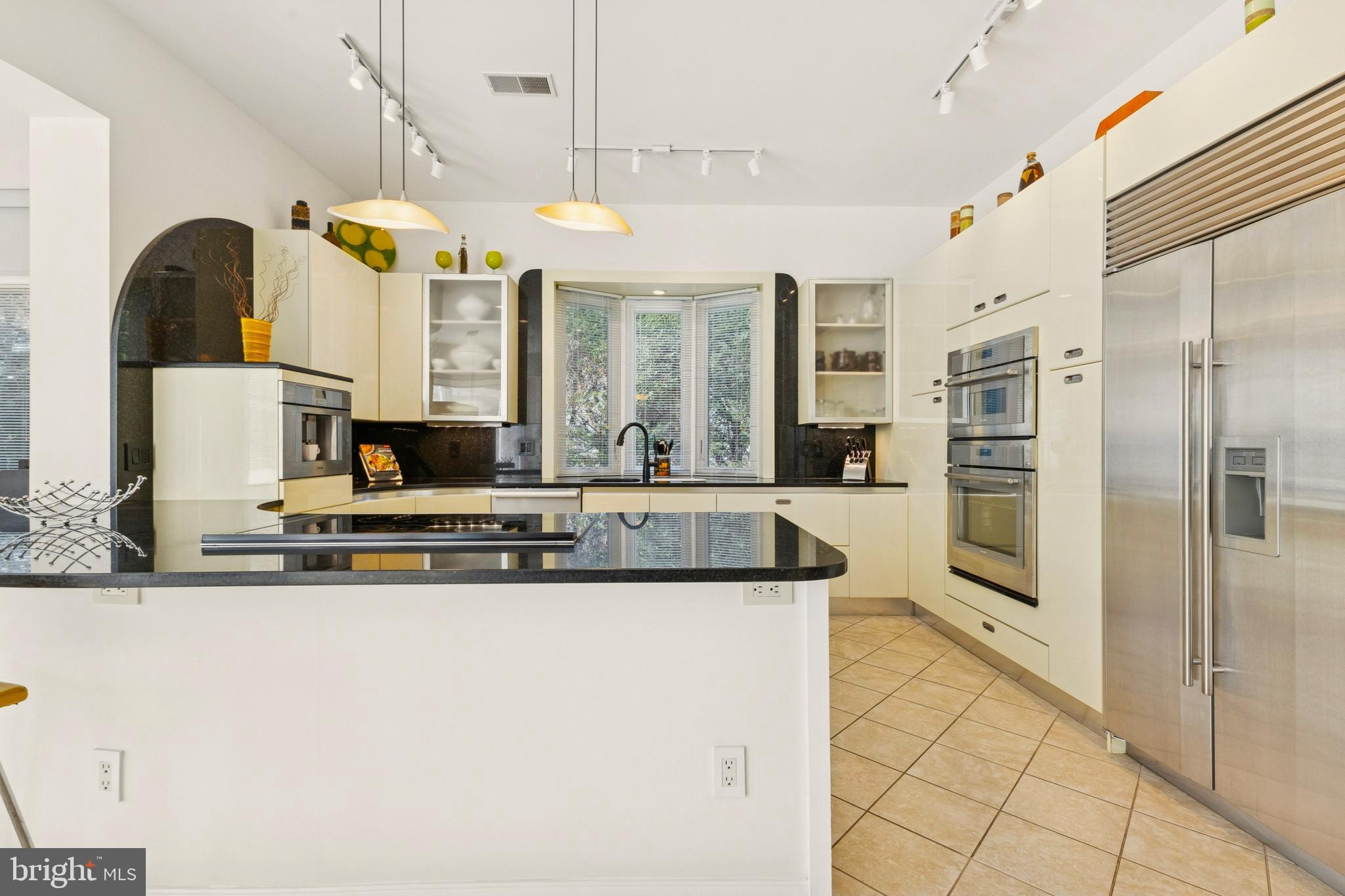 8268 Roxborough Loop Gainesville, VA 20155 - Photo 38 of 149