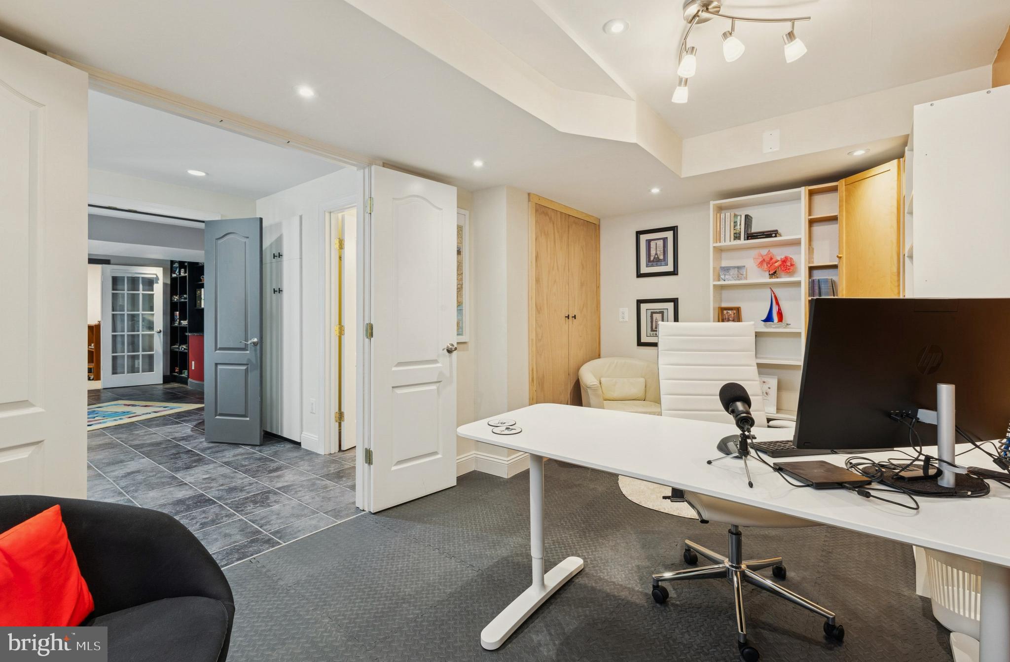 8268 Roxborough Loop Gainesville, VA 20155 - Photo 98 of 150