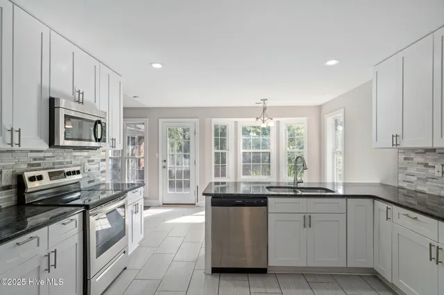 $369,000 | 144 Candlewood Drive, Wallace, NC 28466