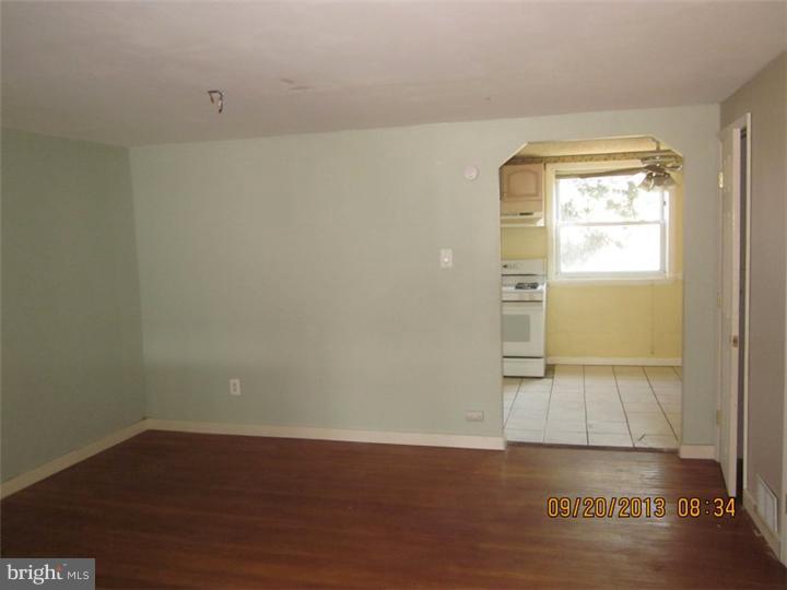 9197 Ryerson Road Philadelphia, PA 19114 - Photo 4 of 11 Dining Room