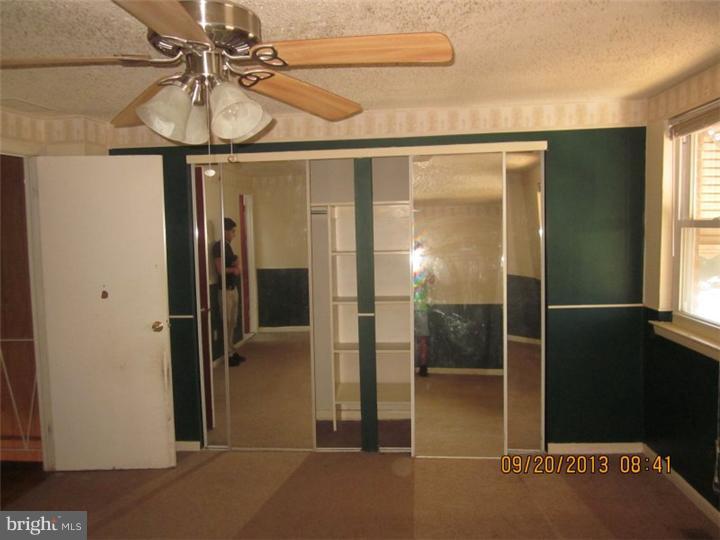 9197 Ryerson Road Philadelphia, PA 19114 - Photo 7 of 11 Bedroom - Main