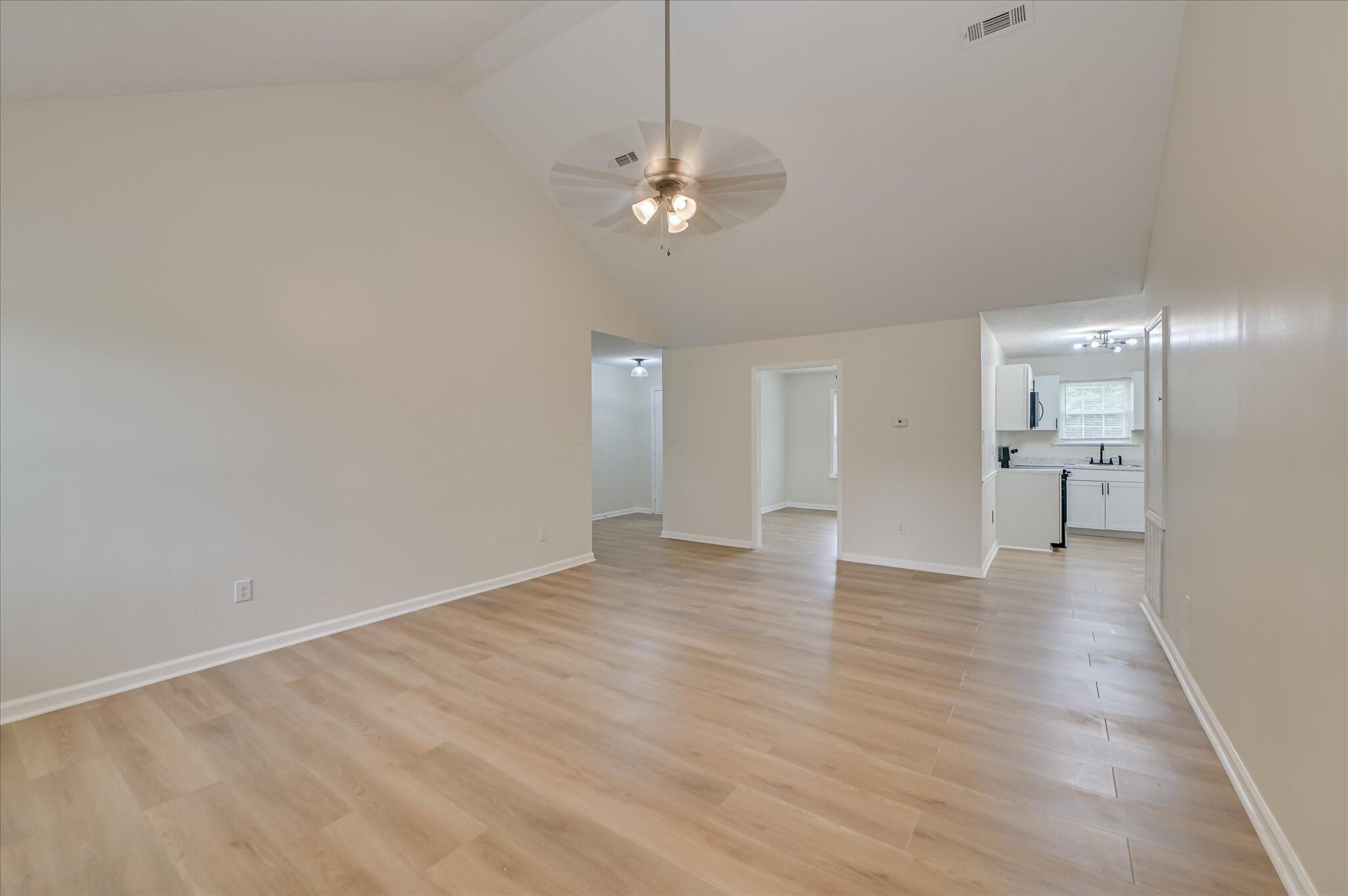 2011 Mims Road Hephzibah, GA 30815 - Photo 4 of 29 09-109