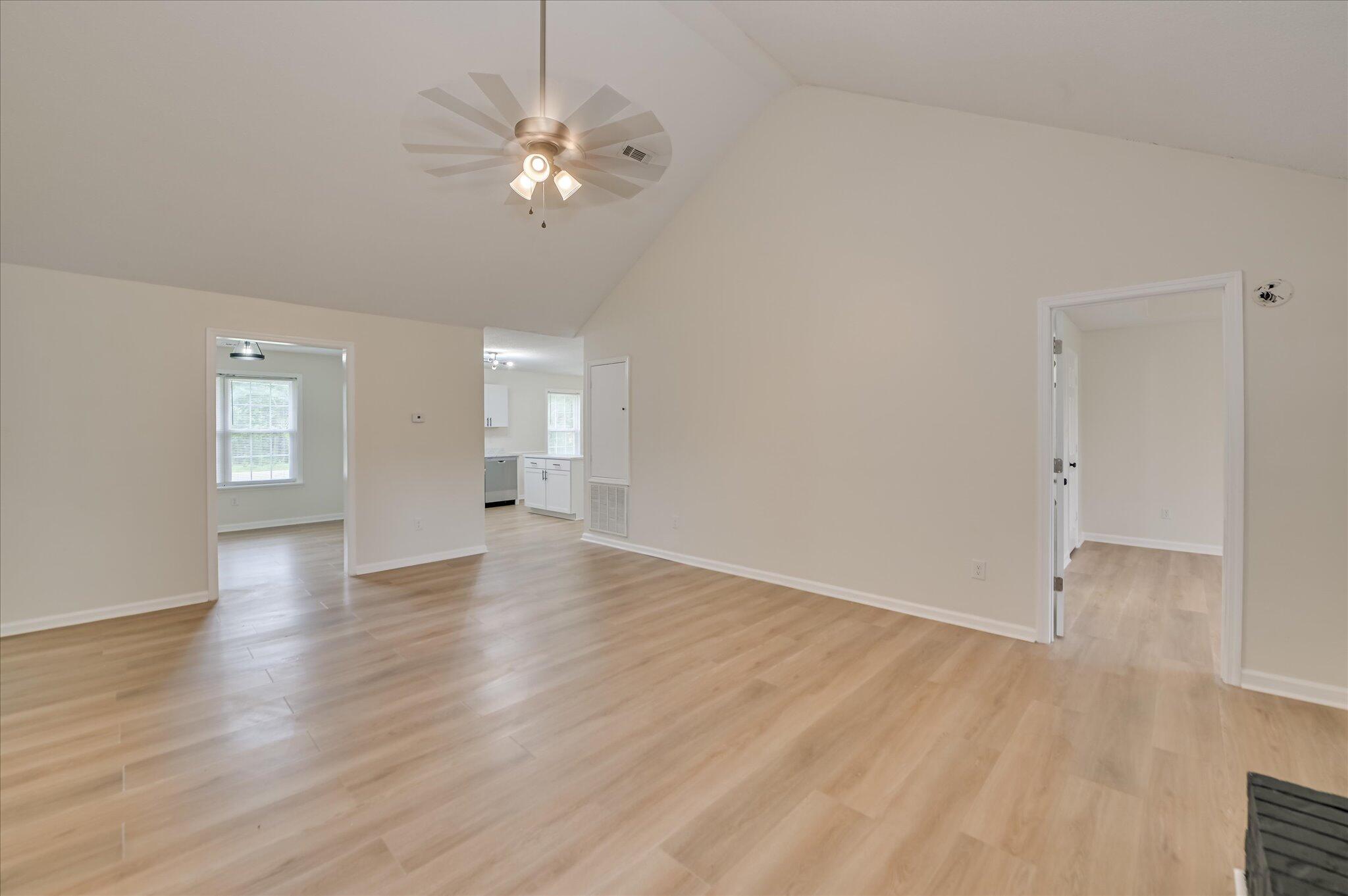 2011 Mims Road Hephzibah, GA 30815 - Photo 5 of 29 10-110
