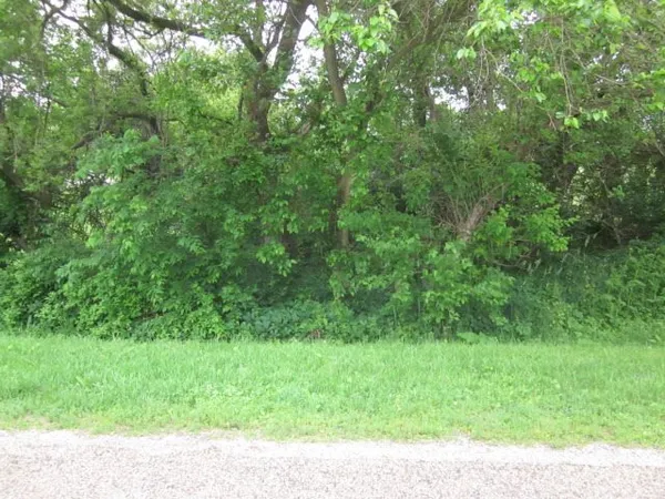 $3,200 | 2288 Drexel Avenue, Lake Summerset, IL 61019