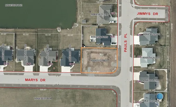 $89,000 | 665 Pauls Place, Unit 14, Oshkosh, WI 54904