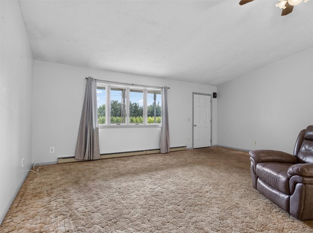 2872 Seeley Road Ontario, NY 14519 - Photo 5 of 27 Gallery Image 5