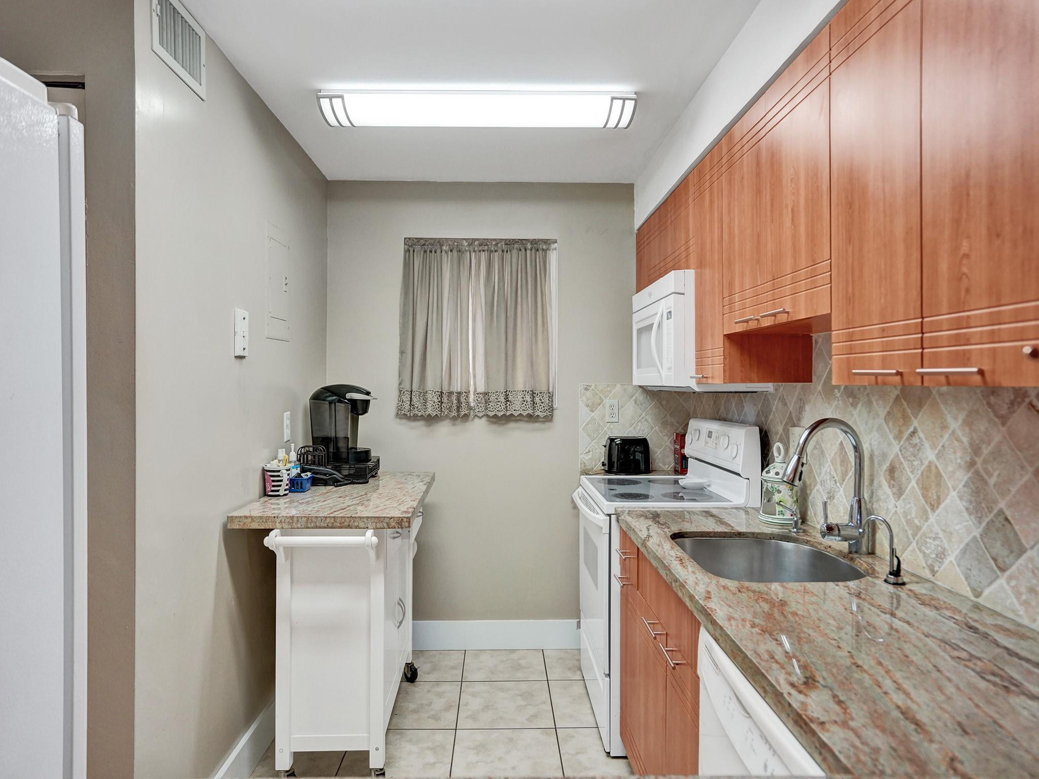 3195 Foxcroft Road, Unit F304 Miramar, FL 33025 - Photo 17 of 37 Photo 17